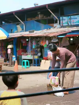 Ibuku yang Buruk Rupa