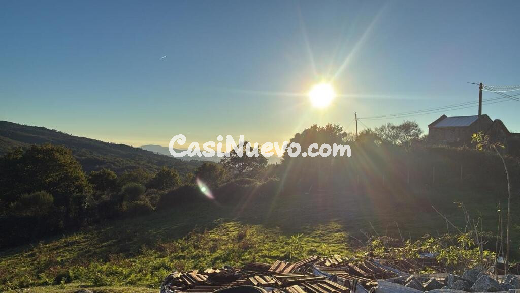 PARCELA EDIFICABLE EN A LAMA