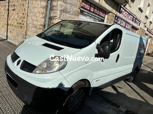 Renault TRAFIC 2.0 DCI 115 L2-H1 '11