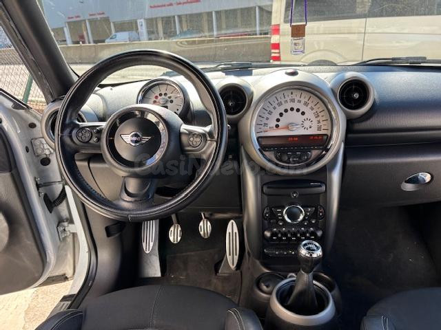 Mini COUNTRYMAN SD 2.0 D 143CV - foto 5