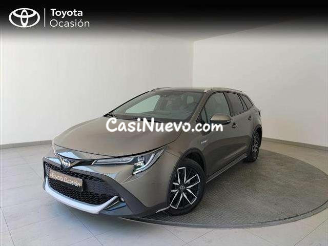 Toyota Corolla Touring Sports 180h Trek '19