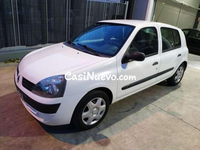 Renault Clio 1.2 16v Pack Dynamique '04