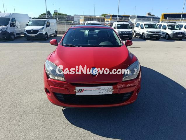 RENAULT - Mégane - Sedan Emotion 1.5 dCi 105cv eco2