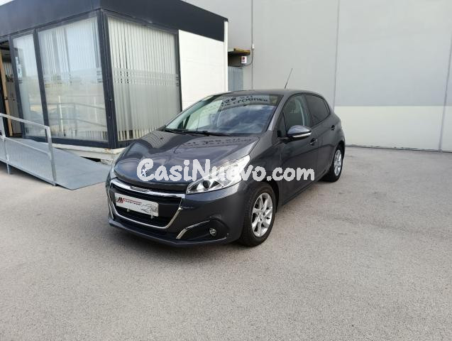 PEUGEOT - 208 -  PureTech 82 3p. Active
