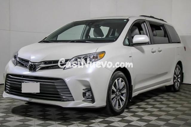 Toyota Sienna 3.5L V6 AWD XLE