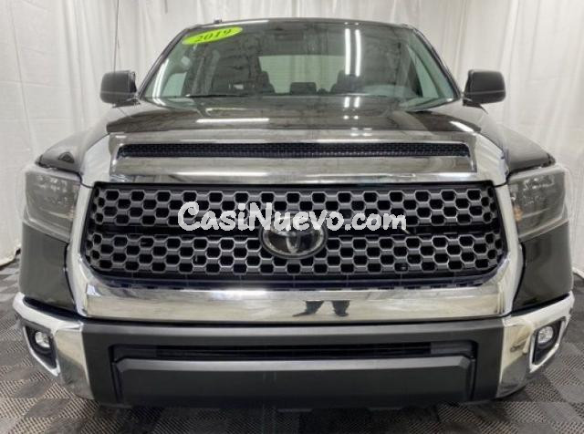 TOYOTA - TUNDRA 5.7l V8 SR5