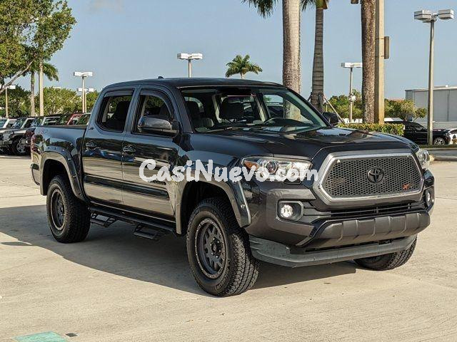 TOYOTA - Tacoma 3.5L V6 4x4 SR5