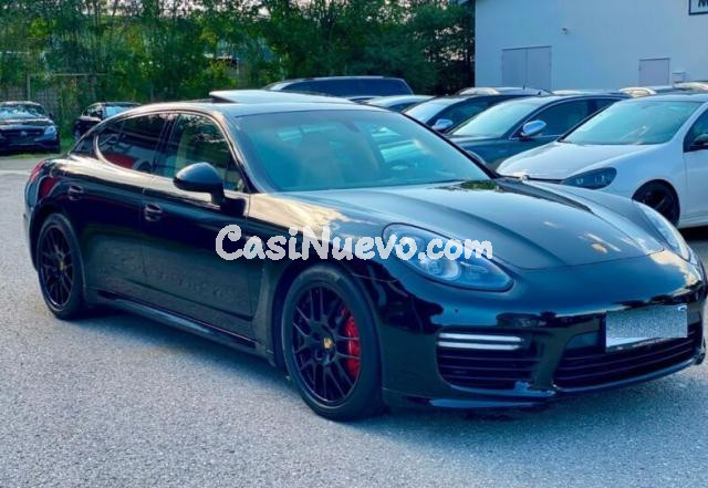 PORSCHE - Panamera