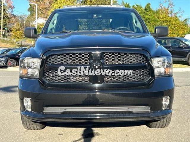 DODGE - RAM 3.6L V6 4x4 Crew Cab Classic Express