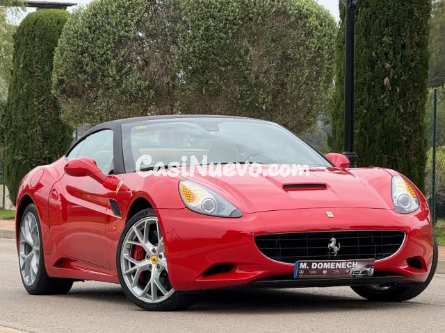 FERRARI - California - DCT