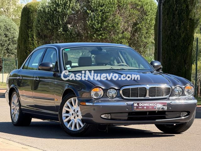 JAGUAR - XJ - 4.2 V8 LWB Executive