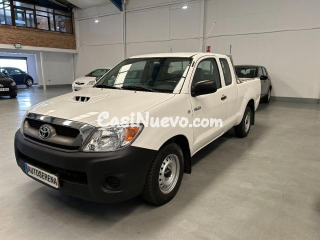 TOYOTA - Hilux - DC 2.5 D-4D 120 CV GX