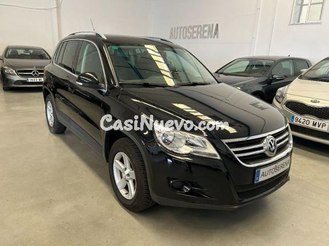 VOLKSWAGEN - Tiguan - TDI DPF 4motion Sport & Style