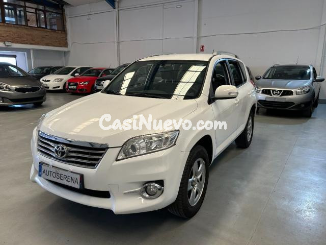 TOYOTA - RAV4 -  2.2 D-4D 150 CV Lounge