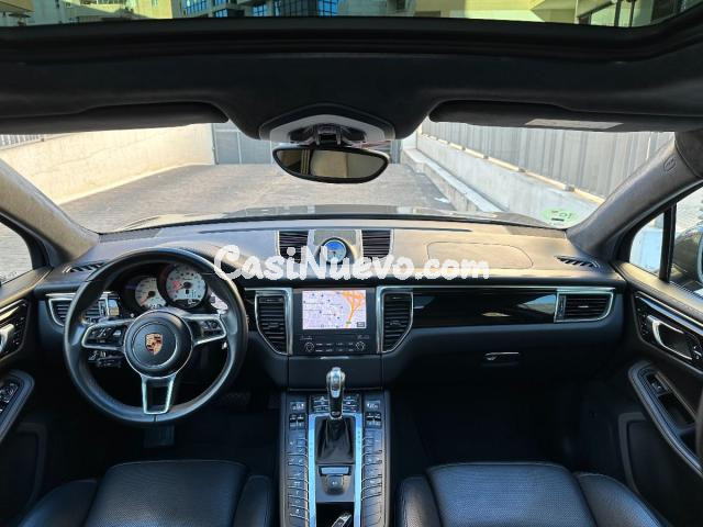 PORSCHE - Macan - Turbo