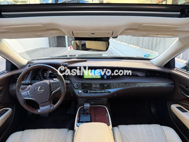 LEXUS - LS - 500h Executive 4WD