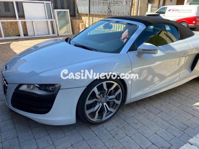 AUDI - R8 - Spyder 5.2 FSI quattro R tronic
