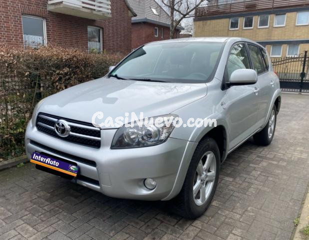 TOYOTA - RAV4 - 2.2 D-4D 136CV DPF Luxury
