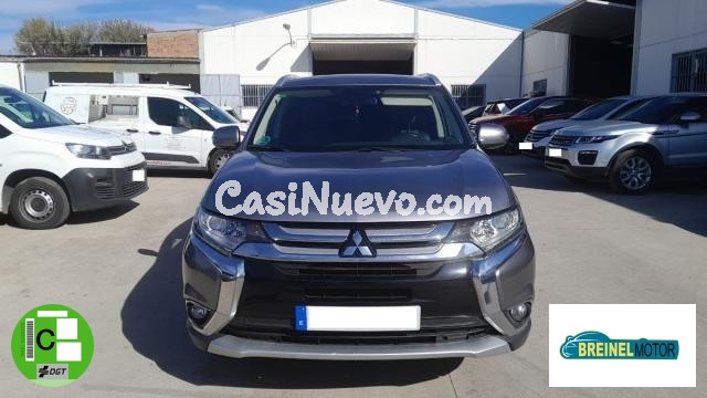 MITSUBISHI - Outlander - Motion 2WD 220 DI-D 5 plazas