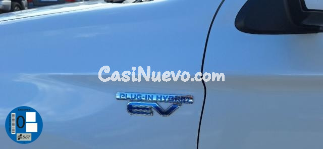 MITSUBISHI - Outlander - PHEV Kaiteki 4WD