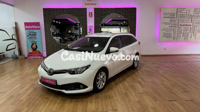 TOYOTA - Auris - Touring Sports 90D Active