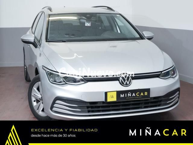 VOLKSWAGEN - Golf Variant