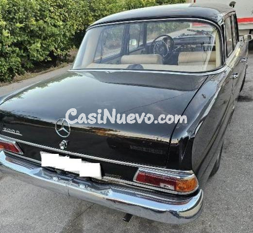 MERCEDES Colas 200 D joya clasica epoca