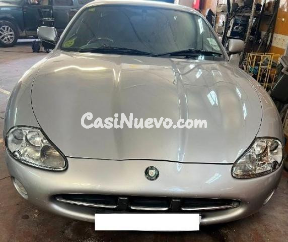 JAGUAR - XJ8 coupe CON VOLANTE A LA DERECHA mimado