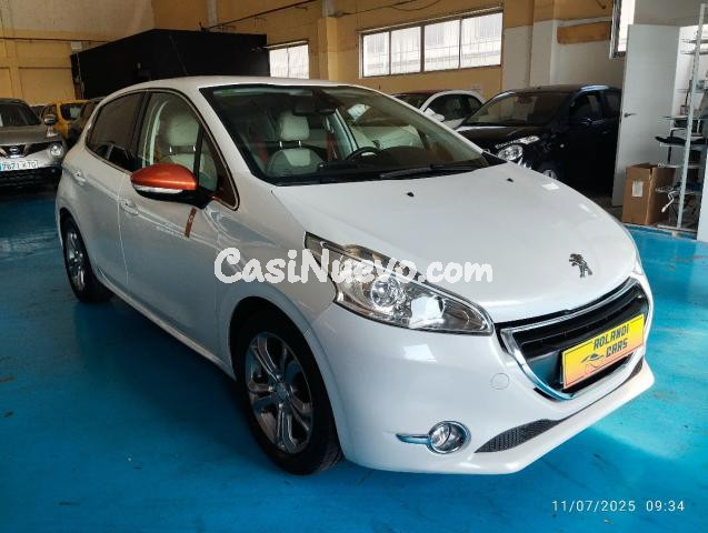 PEUGEOT - 208 - 5p Roland Garros 1.2 PureTech 82