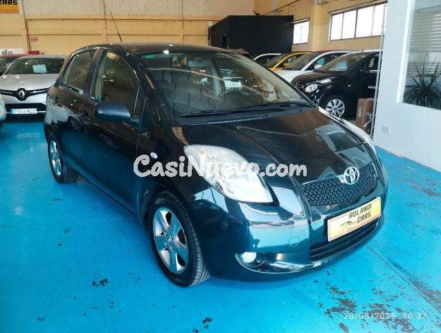 TOYOTA - Yaris - 1.3 5p. Sol
