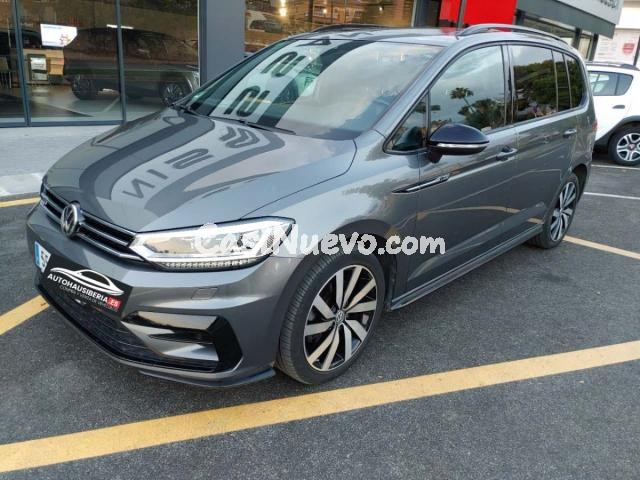 VOLKSWAGEN - Touran - Sport 2.0 TDI 140 kWBMT DSG 6 vel. 7 plazas