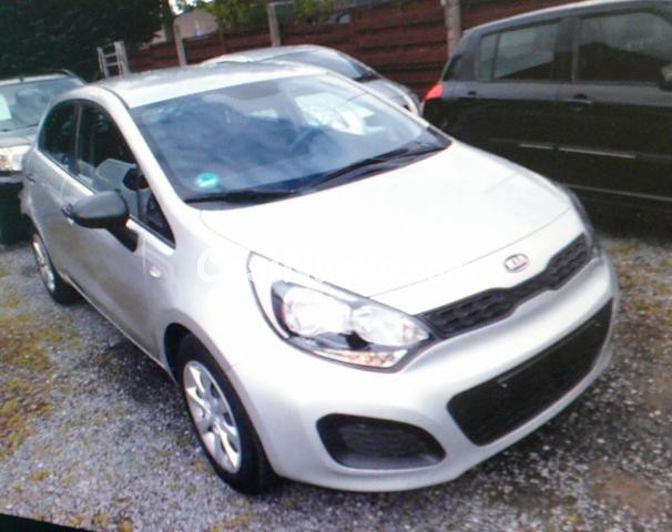 KIA - Rio - 5p 1.1 CRDi WGT Basic Eco-Dynamics