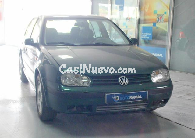 VOLKSWAGEN - Golf - 5p Conceptline 1.9 TDI 90 CV