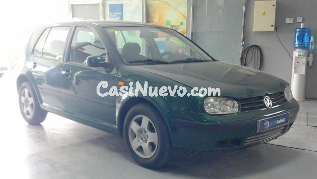 VOLKSWAGEN - Golf - 5p Conceptline 1.9 TDI 90 CV