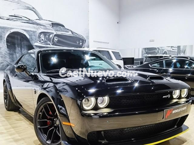 DODGE Challenger SRT Hellcat Redeye 6.2 Supercharged V8