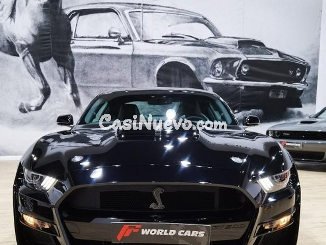 FORD Mustang Shelby V8 5.2 GT500