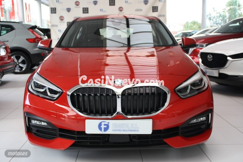 BMW Serie 1 118D AUT. 5P de 2023 con 49.771 Km por 28.300 EUR. en Pontevedra