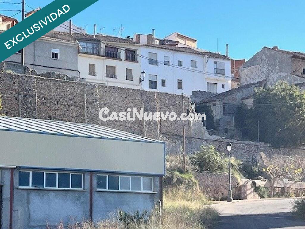 SOLAR DE 315 m² PARA EDIFICACIÓN EN TERESA DE COFRENTES, IDEAL PARA LA CONSTRUCCIÓN DE SU VIVIENDA UNIFAMILIAR.