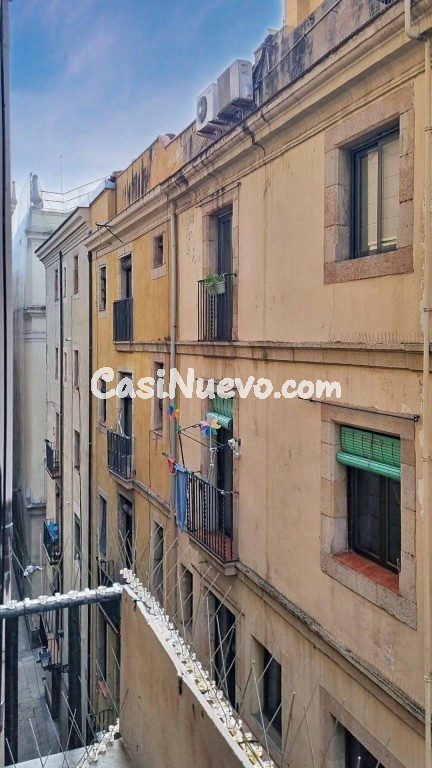 Piso de 145m2 a reformar completamente