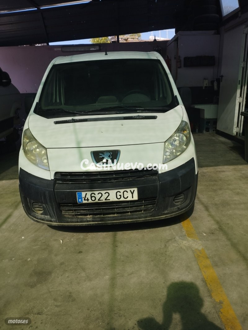 Peugeot Expert Cerrada de 2008 con 300.000 Km por 4.800 EUR. en Malaga