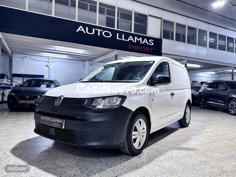 Volkswagen Caddy CADDY CARGO 2.0 TDI 102CV de 2021 con 27.790 Km por 17.390 EUR. en Barcelona