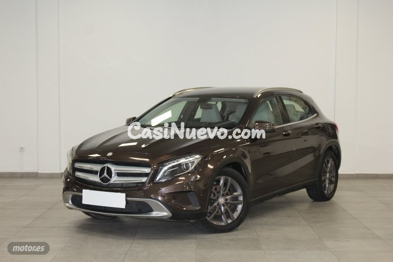 Mercedes Clase GLA GLA 2.0 DCI URBAN 136CV de 2015 con 202.185 Km por 15.900 EUR. en Cadiz