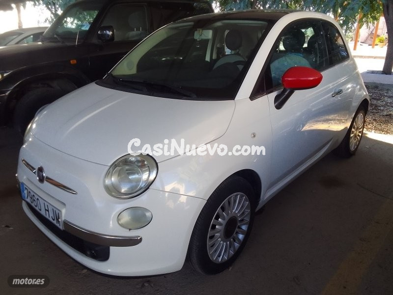 Fiat 500 1.2 i. de 2012 con 141.000 Km por 6.000 EUR. en Murcia