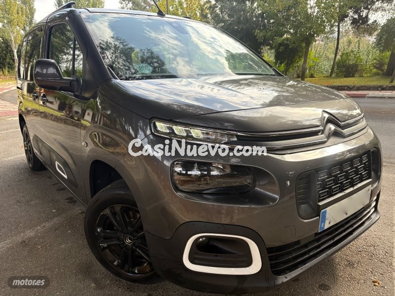Citroen Berlingo 1.5 D LEDS-NAVI-KLIMATIZADOR A/C-FULLL de 2021 con 137.000 Km por 15.700 EUR. en Granada