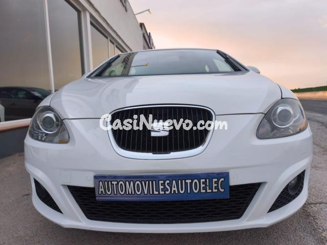 SEAT - Leon - Reference Copa 1.6 TDI CR 105 CV - foto 4