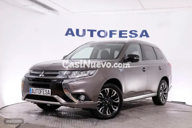 Mitsubishi Outlander 2.0 PHEV KAITEKI AUTO 4WD 203CV 5P # PARKTRONIC de 2017 con 133.700 Km por 17.4...