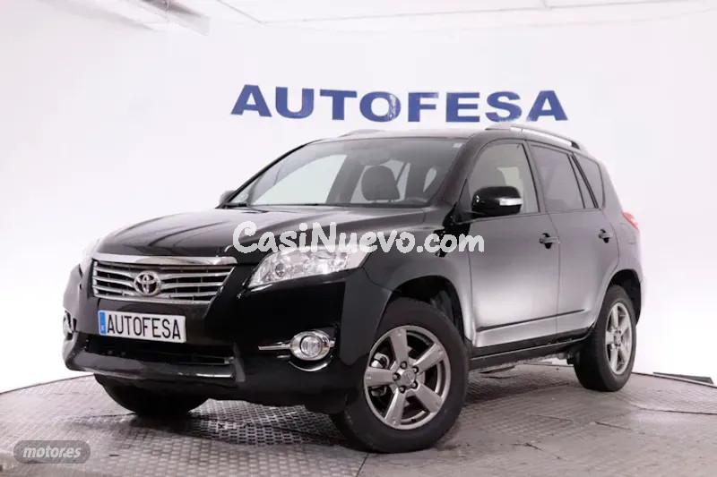 Toyota RAV 4 2.2 D ACTIVE 150CV 5P #NAVY, BLUETOOTH de 2013 con 94.700 Km por 13.650 EUR. en Madrid