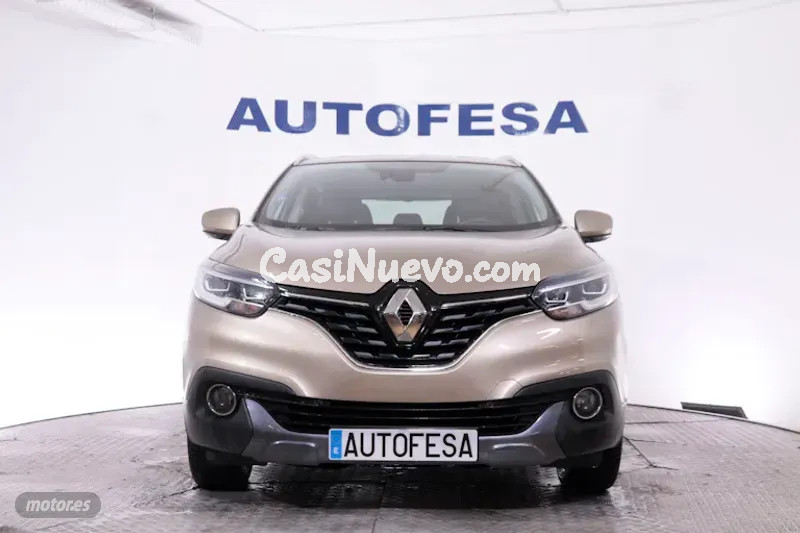 Renault Kadjar 1.2 TCE INTENS 130CV 5P # NAVY, PARKTRONIC de 2016 con 86.800 Km por 13.850 EUR. en Madrid