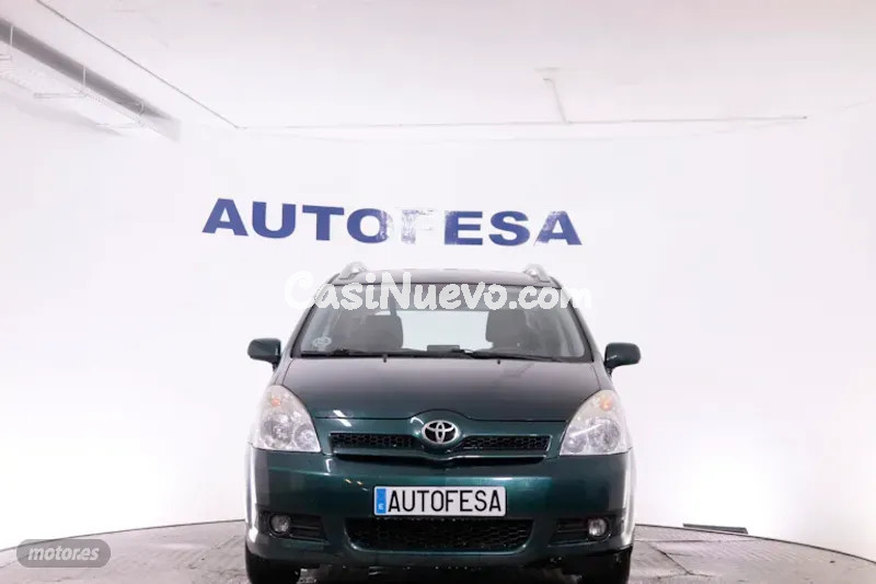 Toyota Corolla Verso 2.2 D 136CV 7PLAZAS 5P de 2006 con 584.000 Km por 2.850 EUR. en Madrid