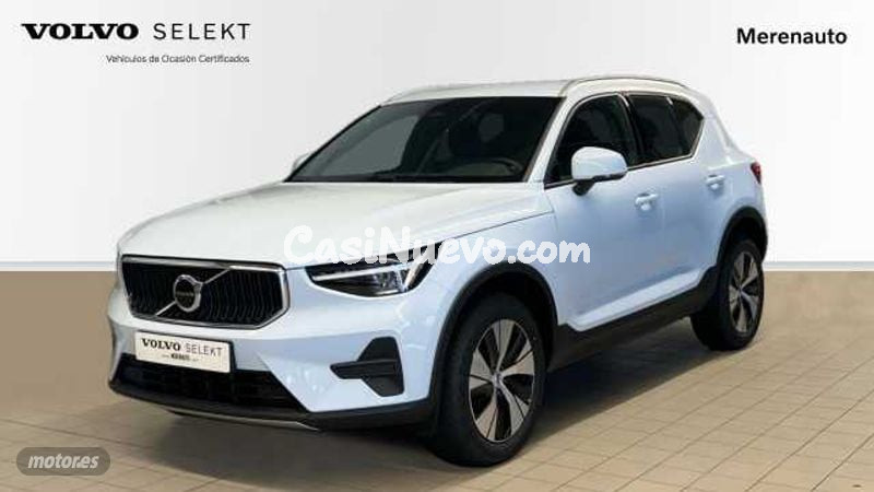 Volvo XC40 2.0 B3 MHEV CORE DCT 163 5P de 2025 con 6 Km por 36.000 EUR. en A Coruna